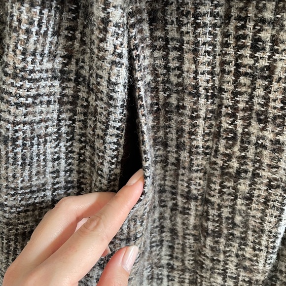 Zara Coat - Picture 6 of 7